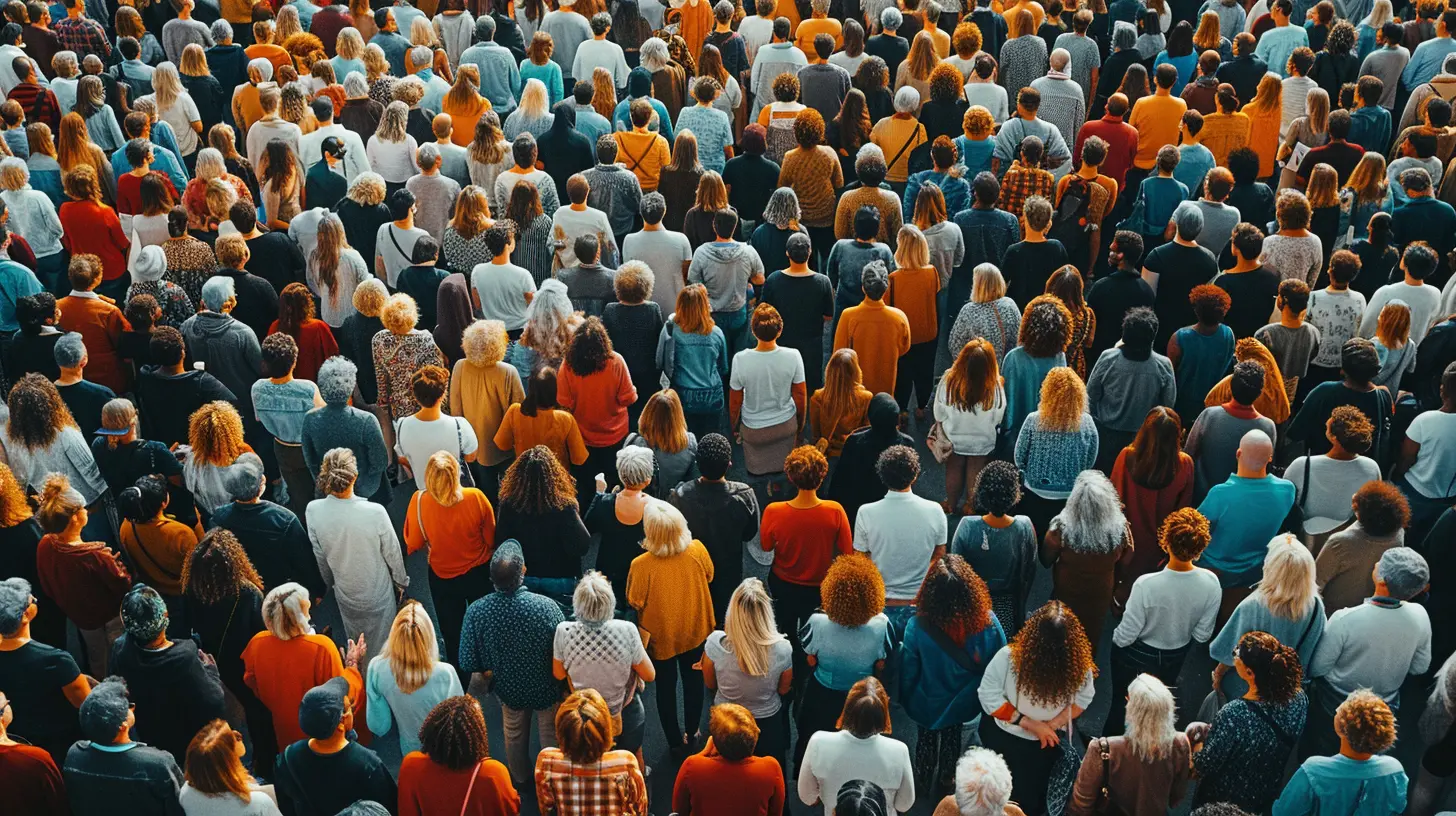 How to Build a Strong Crowdfunding Community from Day One