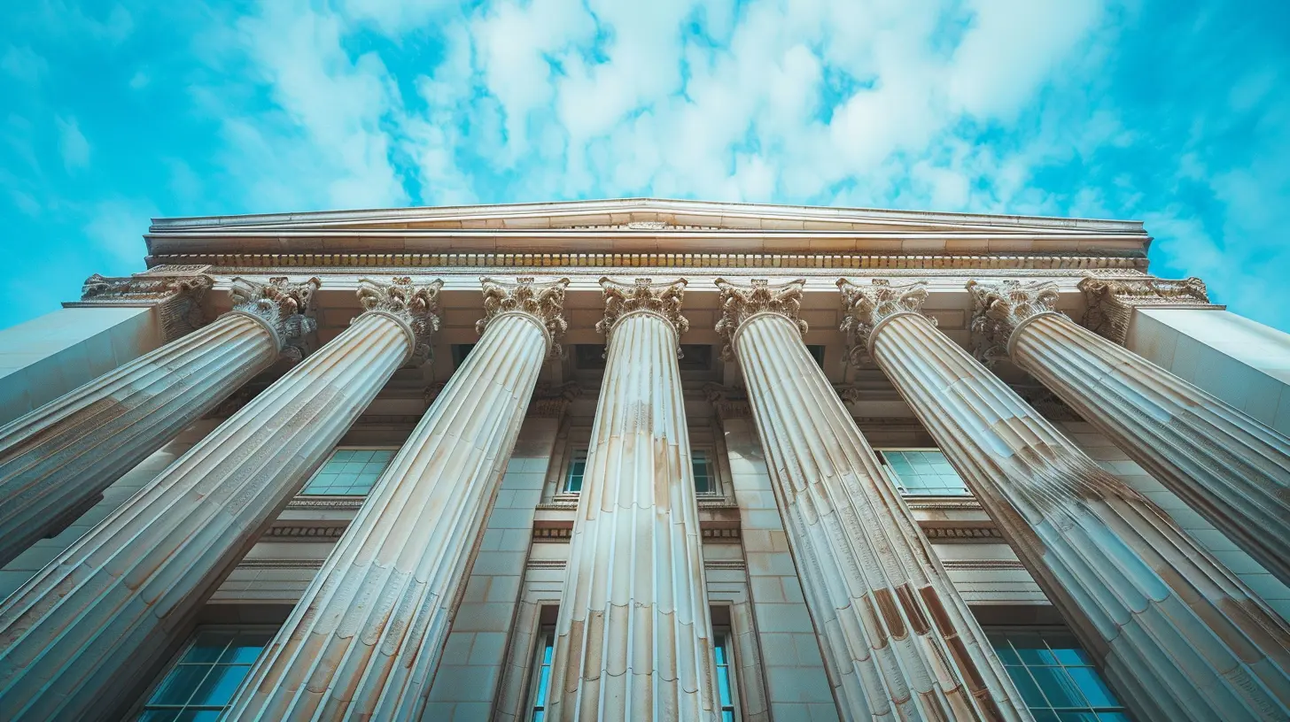 The Role of Credit Unions vs. Banks for Your Personal Finances