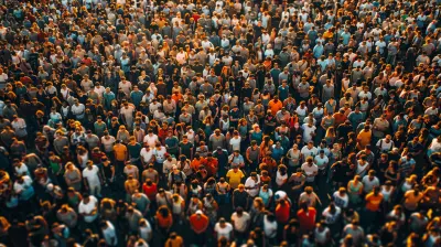 How to Build a Strong Crowdfunding Community from Day One