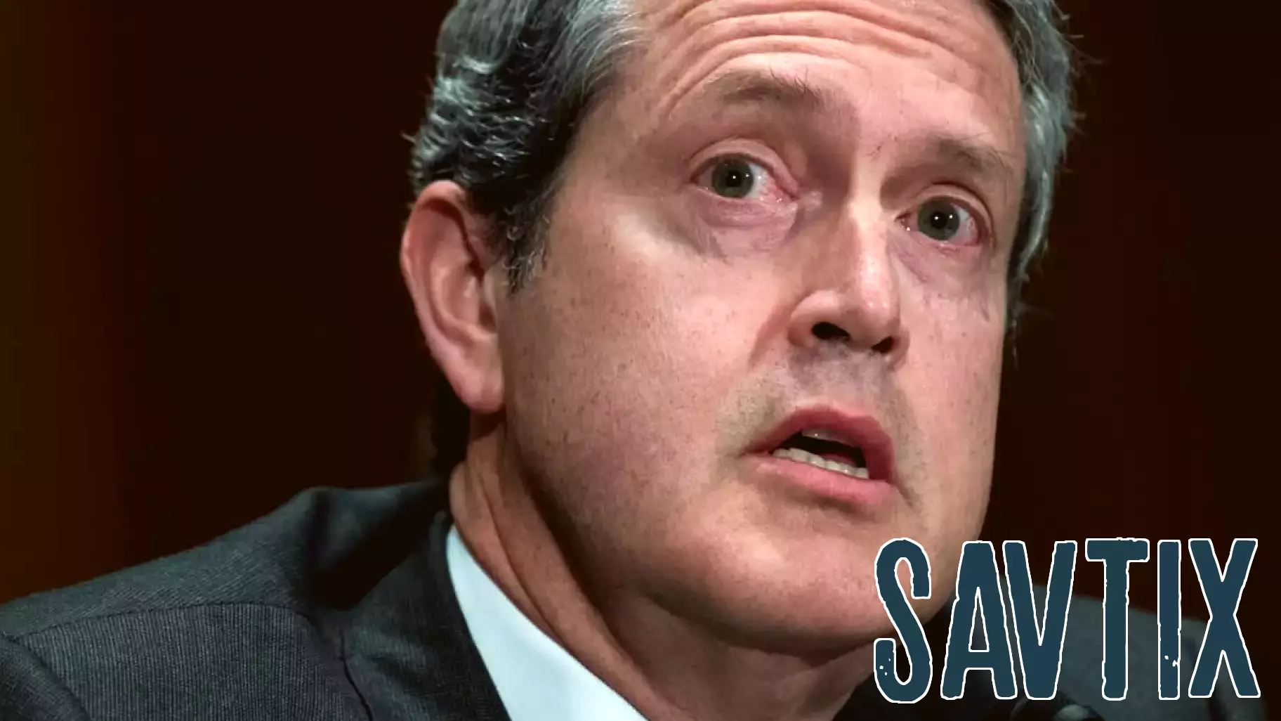 Senator Warren Calls for Removal of Banking Regulator Over Financial Security Concerns