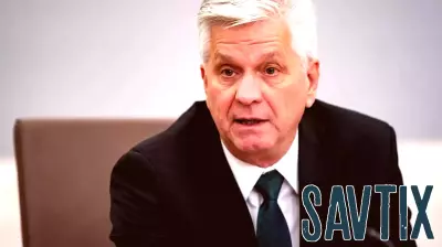 Fed Governor Urges Caution on Rate Cuts Amid Geopolitical Uncertainty