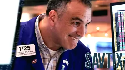 Market Trends: Mixed Signals from US Stocks and Bitcoin Activity